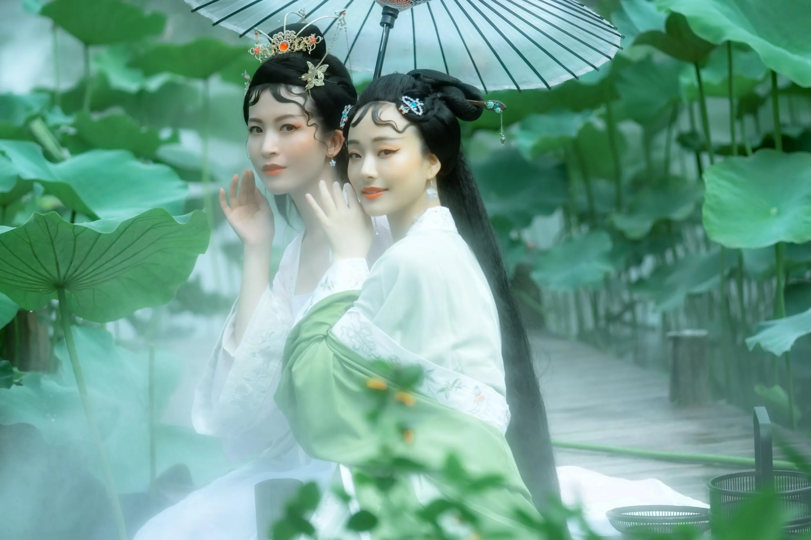[YITUYU艺图语]2021.12.25 双生花 修水凝花 [31P]插图2